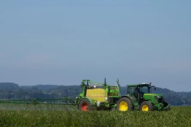 Les indispensables des fournitures agricoles pour maximiser votre rendement