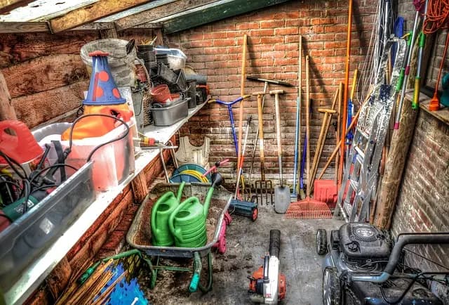 Guide pratique pour choisir des outils de jardinage adaptés
